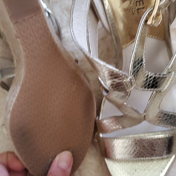 ML wedge  sandals - Picture 3 of 4